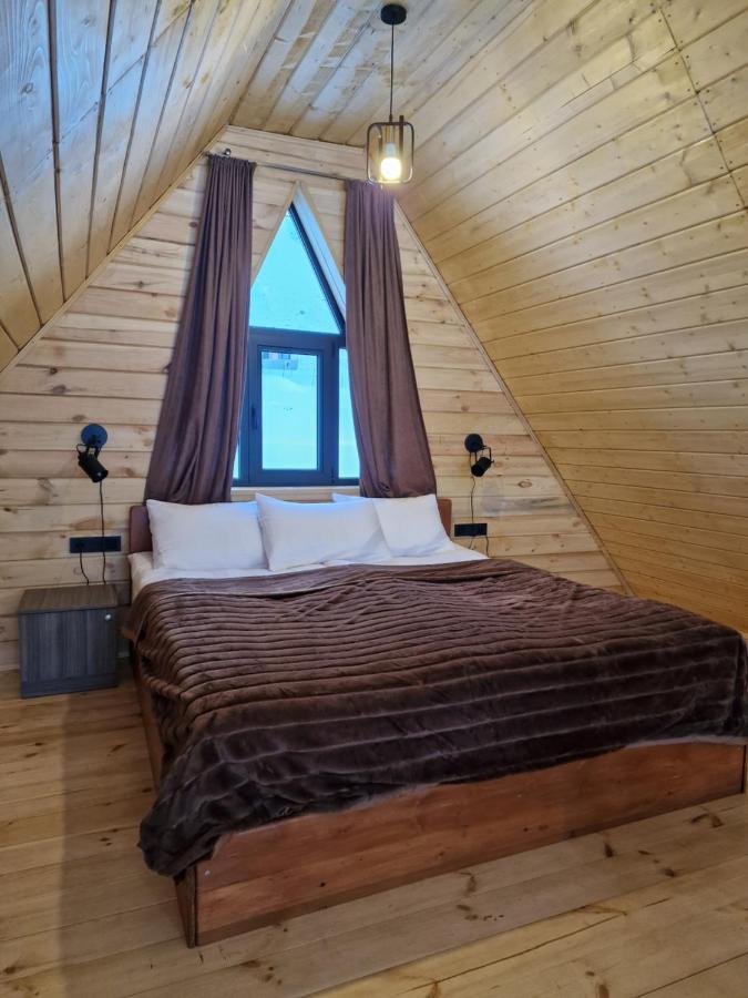 Kera Cottages Kazbegi Stepantsminda Quarto foto