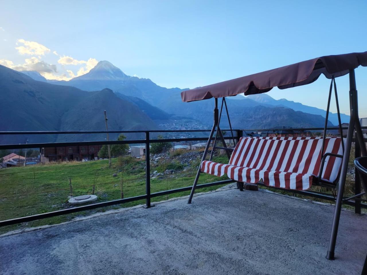 Kera Cottages Kazbegi Stepantsminda Exterior foto